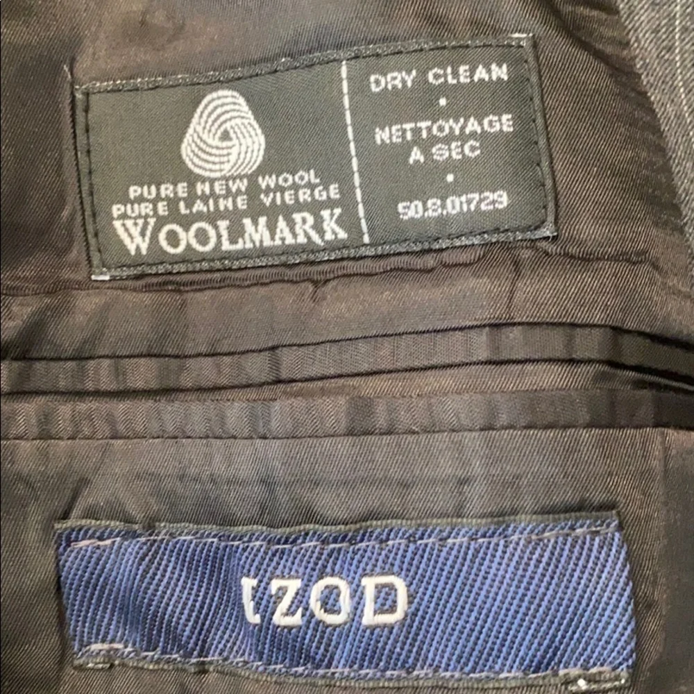 Grey pinstripe wool IZOD blazer